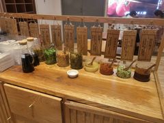 自助调料台-小满手工粉(上海月星环球港店)