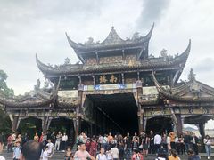 -万重锦·人文川菜馆(骡马市店)