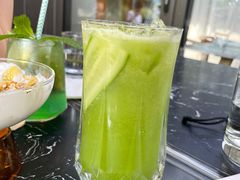 西芹青瓜羽衣甘蓝果汁-The Rug Cafe(王府中环店)