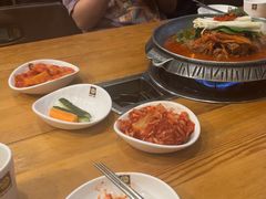 -喇喇排骨火锅·传统韩式脊骨汤(望京西园总店)