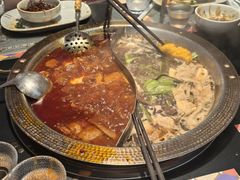 -廖掌柜·重庆鲜货火锅(上海首店)