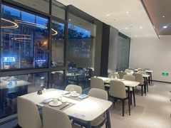 大堂-好兄弟郭巨海鲜(天一阁店)