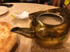 -维吾尔餐厅(宜山路店)