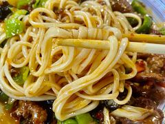 -歹歹的加个面过油肉拌面