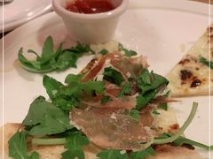 -城市大道红炉披萨烘焙坊