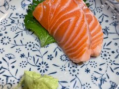 三文鱼刺身-信日本料理(信义坊店)