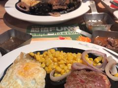 -豪客来牛排(成都锦江大融城店)