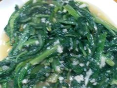 蒜蓉拌菠菜-胜泽眼镜烧烤(云霄路直营店)