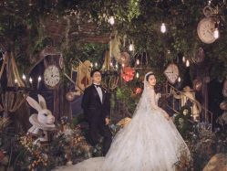 -伯瓷皇后婚纱艺术空间