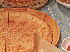 新疆大馕-巴扎美食·新疆菜·西域歌舞表演餐厅(新疆大厦店)