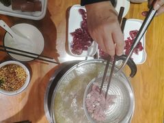 -牛鲜胜·潮汕牛肉自助火锅(番禺市桥店)
