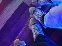 -奔马滚轴溜冰场