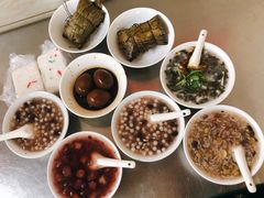 -芳婆糕团店(王府大街店)