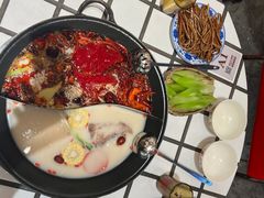 -朱光玉火锅馆(小寨原力场店)