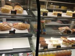 面包甜点陈列柜-COSTA COFFEE(上海虹口公园店)