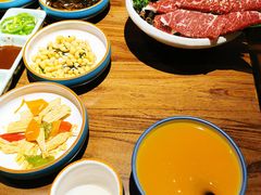 -明洞阿姨·韩式酱蟹烤肉·创意料理(三元桥店)