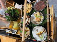 -一朵菌·野生菌探索家火锅(南亚店)