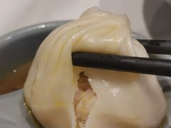 -馋三尺蟹粉小笼(人民广场店)