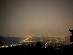 -鬼笑石后山停车场