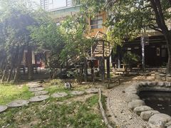 -林间山庄