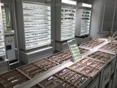 -目艮眼镜SHOWROOM(品牌集合店)