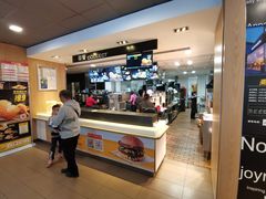 -麦当劳(杭州西湖银泰百货店)