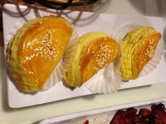 榴莲酥-新大咀港式茶餐厅(宝山万达店)