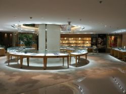 -北京七彩云南翡翠珠宝旗舰店(月坛店)