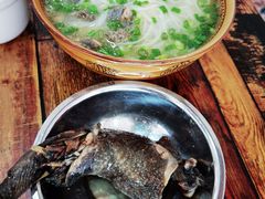 -正宗李家土鸡米线店