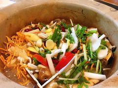 -抚仙湖生态石锅鱼野生菌(告庄店)