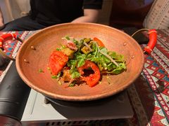 云南特色酸菜锅-火塘云南烧烤大排档