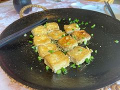 -披云山庄