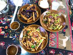 -苗湘食府(十年店)