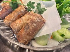 -大头虾越式风味餐厅(光明广场店)
