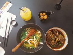 香辣牛骨汤面-贡梅老面馆·蟹粉面·无锡特色小吃(南长街主推店)