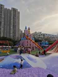 -四季梦幻亲子乐园(四季天地店)