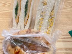 -皇朝西饼(建设店)