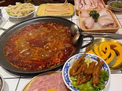 -旧街市鲜货老火锅(大光路店)