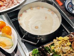-尚尚仙·酸汤猪手·猪肚鸡火锅(华联万柳购物中心店)