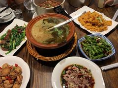 -董厨煨汤馆(车站路店)