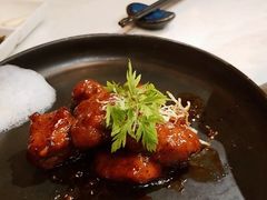 红酒泡沫牛仔粒-荟廷·晶萃(陆家嘴尚悦湾店)