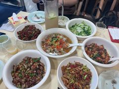 -笨罗卜浏阳菜馆(龙华鹏润达店)