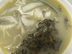 -明呈黄鱼面馆(斜土路店)