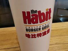 -The Habit Burger Grill 哈比特汉堡(爱琴海店)