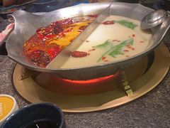 -湊湊火锅·茶憩(打浦桥日月光店)