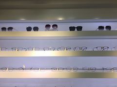 -浮光眼镜·蔡司视觉合作·数字验配中心(陆家嘴店)