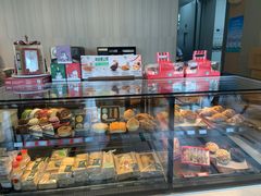 面包甜点陈列柜-星巴克臻选(珠海富华里店)