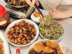 -丹水桥地锅鱼·翘嘴鲌·地方特色全鱼宴(丹江口大坝店)