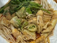 -郭记小街麻辣烫(南小街总店)