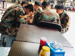 大堂-众膳卤肉面(才子中心店)